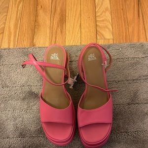 Pink platform heels